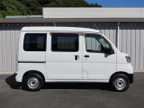 この度は、当社の展示車をご覧いただきまして、誠に有難うございます。自信をもってお勧めできる車となりますので、ごゆっくりご覧頂きたいと思います。