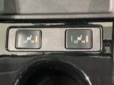 フロント両席にはシートヒーターが付いています!寒い日に便利な装備ですね。