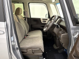乗車し易い高さのシート