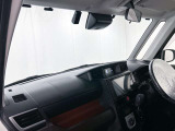 コンパクトカーならではの小回りの良さで、街乗りでもスイスイと!運転しやすいお車です。