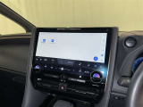 ディスプレイオーディオを装備。スマホとクルマをつなぐことで、これまでのナビに加えて、いろんなサービスが楽しめます。