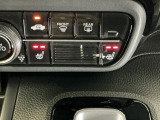 運転席/助手席シートヒーターで寒い日もすぐに温かくなり快適に過ごせます。2段階の温度調整が可能です