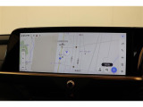 メーカー装着ナビ。操作がわかりやすくらくらくに目的地設定できます。内装デザインにマッチしてます。