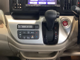 ホンダ系ディーラーで販売される全てのホンダ車なら、ホッと保証(無料)がついています。エアコン、純正オーディオを始め、エンジン、足廻りまでカバー。初回1ヵ月点検も無料で実施致します。