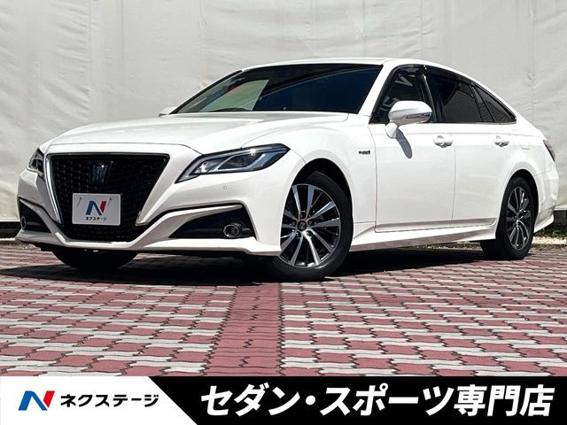 クラウン ハイブリッド 2.5 S Cパッケージ 