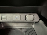 シガーソケット用の充電器が使用可能です!