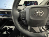 【ステアリングスイッチ】運転中に視線を前に向けたまま操作できます。