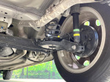 お車を安心してお乗りいただく為には、足回りの定期点検が欠かせません。サービスサポート(有償保証)では無料点検もご提供しており、安心のカーライフをお過ごしいただけるサポート体制が整っています。
