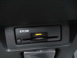 ETC2.0。高速道路を利用する際、ノンストップで料金所を通過できます。別途セットアップ料金がかかります