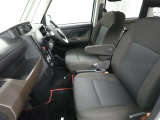 ルーミー 1.0 G 4WD 