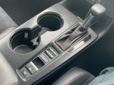電子パーキング・ブレーキホールド機能付です