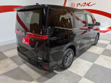 【納車前整備】安心してお乗り頂くために、ご納車前に、認証または指定工場にて法令12ヶ月点検整備を実施します。
