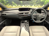 UX 250h バージョンC 