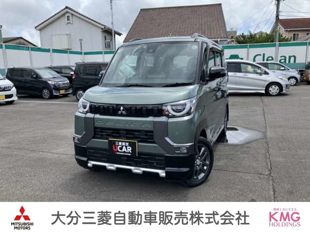 デリカミニ G プレミアム 4WD 