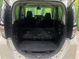普段のお買い物や通勤、送迎等に十分な荷室スペースを確保しております。セカンドシートを倒すと、大きな荷物の積載も可能です♪