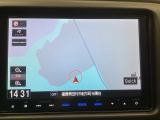 ナビゲーションはフルセグTV対応のGathers純正メモリーナビを搭載しています。Bluetoothオーディオ機能がありますので、スマートフォンなどの音楽も再生できます。