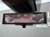 【スマートルームミラー】広角レンズで視界が広く、また定員乗車時や大きな荷物があっても後方視界が確保できます。
