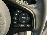 【アダプティブ・クルーズ・コントロール】予め設定した車速内でクルマが自動的に加減速。 前走車との適切な車間距離を維持しながら追従走行し、高速道路でのドライバーの疲労を軽減してくれる嬉しい機能付♪