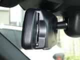 ETC2.0一体型の自動防眩機能付きバックミラー!後続車のヘッドライトの眩しさを自動で軽減してくれます!