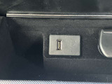 USB接続出来ます。