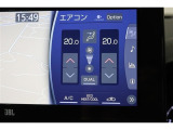 運転席と助手席、それぞれ温度調節ができます。