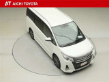 両側パワースライドドア付きだから、狭い駐車スペースなどでの乗り降りラクラク♪小さなお子さまのいるご家庭には嬉しい装備です。