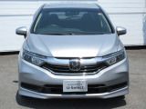 フロントグリルとヘッドライトを一体的に造形することで、Hondaのデザイン「ソリッド・ウイング・フェイス」が、ワイドで先進的なイメージを強調しています。