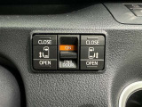 両側電動スライドドアで狭い所でも乗り降り楽々です!