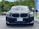 【キドニーグリル】BMWは約90年もの間、ほぼ全ての車両にひと目でBMWだと分かるこの特徴的なフロントグリルが備えられ、デザイン・アイコンとして親しまれてきました。