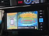 【パノラミックビューモニター】専用のカメラにより、上から見下ろしたような視点で360度クルマの周囲を確認することができます☆死角部分も確認しやすく、狭い場所での切り返しや駐車もスムーズに行えます。