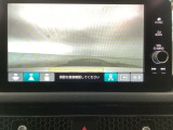【バックカメラ】運転が苦手な方も車庫入れラクラクです!ギアをリバースに入れれば自動的に切り換わりますので、面倒な操作は不要です♪狭い駐車場もお車を傷つけず安心ですね!