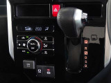 電動パーキングブレーキ・ブレーキホールドを装備してます。ホールド機能は信号待ちが多い一般道で疲労軽減になり、大好評です!