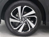 純正アルミホイールです。195/60R17