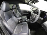 スタイリッシュな室内で運転もしやすいです♪使い勝手の良い配置も考えられています!!