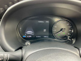 メーター内で様々な車の設定やデータの確認もできちゃいます!