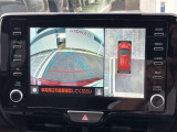 【全周囲モニター】フロント+サイド+バックにカメラが装着されています。車庫入れが苦手な方もこれがあれば安心ですね。