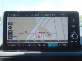 【ホンダコネクト対応ナビ】快適な操作性で、使える機能が満載!自動地図更新機能や24時間365日緊急サポート、スマートフォンを使ったドアロック解除・エンジン始動などといった便利な機能が搭載されています。