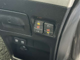 運転席、助手席にはシートヒーターが付いています。最近の冬場は例年よりも寒くなっています。。。シートヒーターがあるとないとじゃ大違い!ぜひお試しあれ!