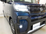 LEDヘッドライトです。デザイン性がよくとても明るいので、夜間の走行や悪天候でも安心です。しかも長寿命!