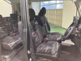 ご覧いただきありがとうございます!安心保証付きの展示車を多数揃えておりますのでお気軽にお尋ねください。