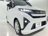 フォグランプ装着車です。暗い夜道の車両前方を明るく照らします
