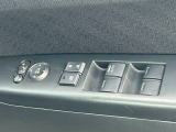 運転席窓操作部スイッチの画像です。