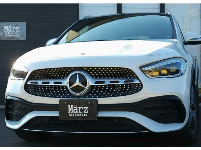 GLAクラス GLA200d 4マチック AMGラインパッケージ 4WD