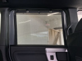 【ロールサンシェイド】まぶしい光を軽減し、心地よい車内に♪ロール式なので開け閉めも容易にできます!