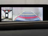 狭い場所での駐車やすれ違いなどでより的確な運転操作に役立つ360&deg;ビューモニターが装備されています。