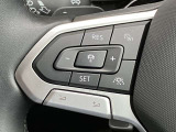 【アダプティブクルーズコントロール】レーダーセンサーを組み合わせたクルーズコントロールにより先行車を測定し設定された速度を上限に自動で加減速を行います!車間距離も維持されます.