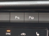 駐車支援システム&ldquo;Park Assist&rdquo;は、縦列駐車、後退または前進 して横列駐車をする際のステアリング操作を自動で行い、スムーズ な駐車を補助します。
