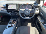 窓ガラスが大きく車両感覚も掴みやすいお車ですので安心してお乗りいただけます。