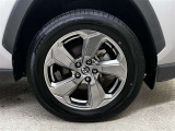 タイヤサイズは225/60R18になります。