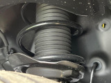お車を安心してお乗りいただく為には、足回りの定期点検が欠かせません。サービスサポート(有償保証)では無料点検もご提供しており、安心のカーライフをお過ごしいただけるサポート体制が整っています。